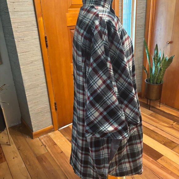 Women's Reversible All Weather Cloak XL - Picture 5 of 9